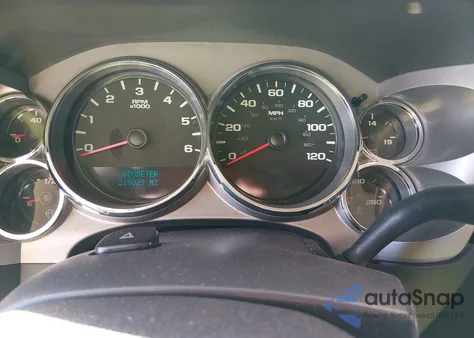 2010 Chevrolet Silverado 1500 Lt z USA, uszkodzony, nr VIN 3GCRCSE08AG282419